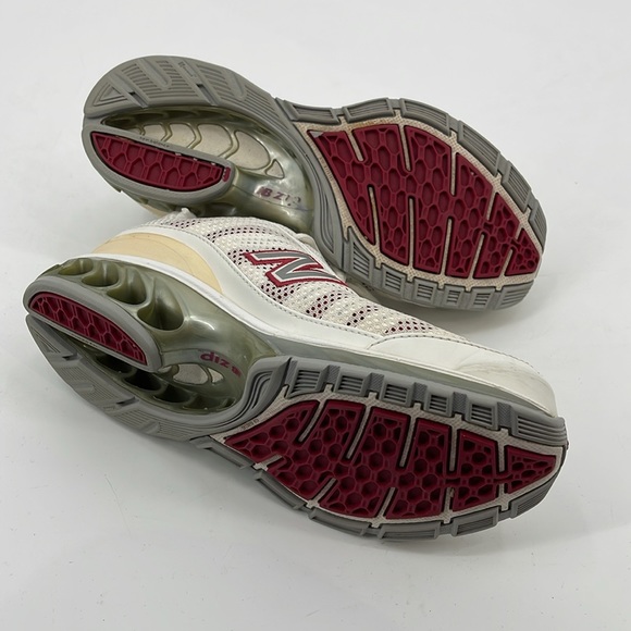 NEW BALANCE 8505 WOMENS SIZE 6 ATHLETIC SHOES, VERY GOOD CONDITION, PREO… - Picture 6 of 6